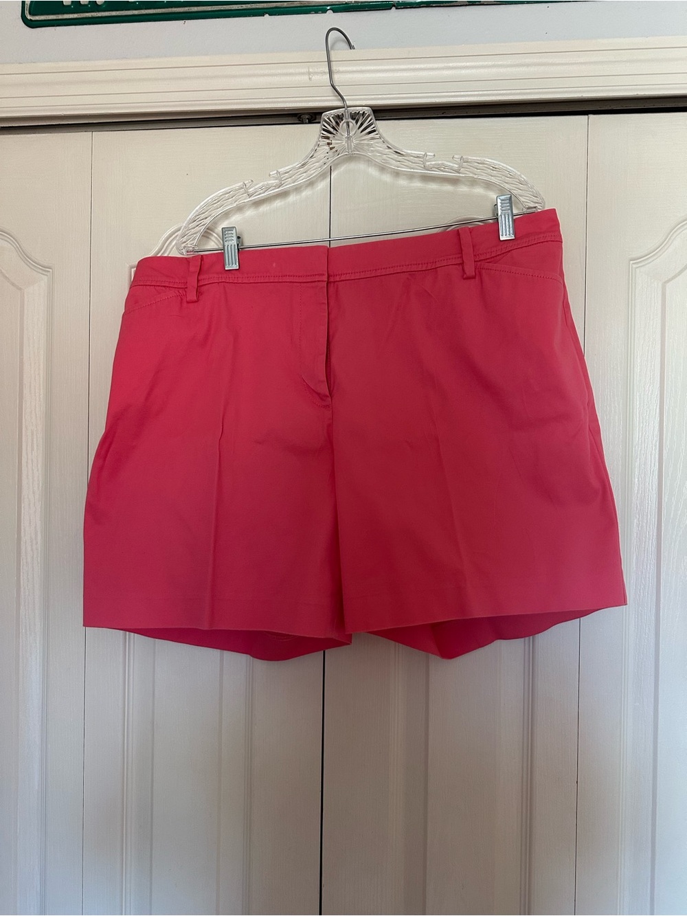 Talbots Bright Pink Bermuda 7" Shorts